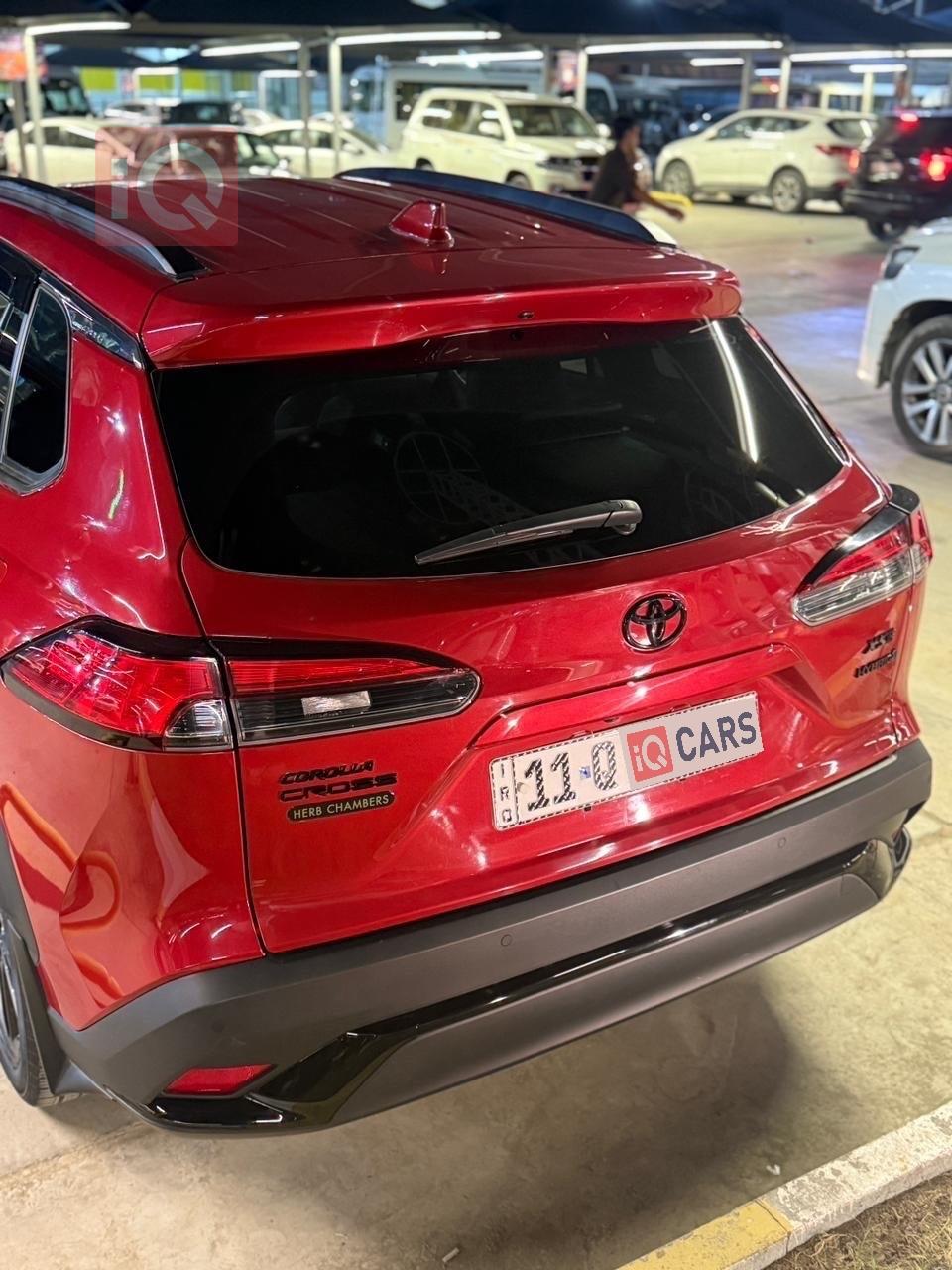 تۆیۆتا کۆرۆلا کرۆس